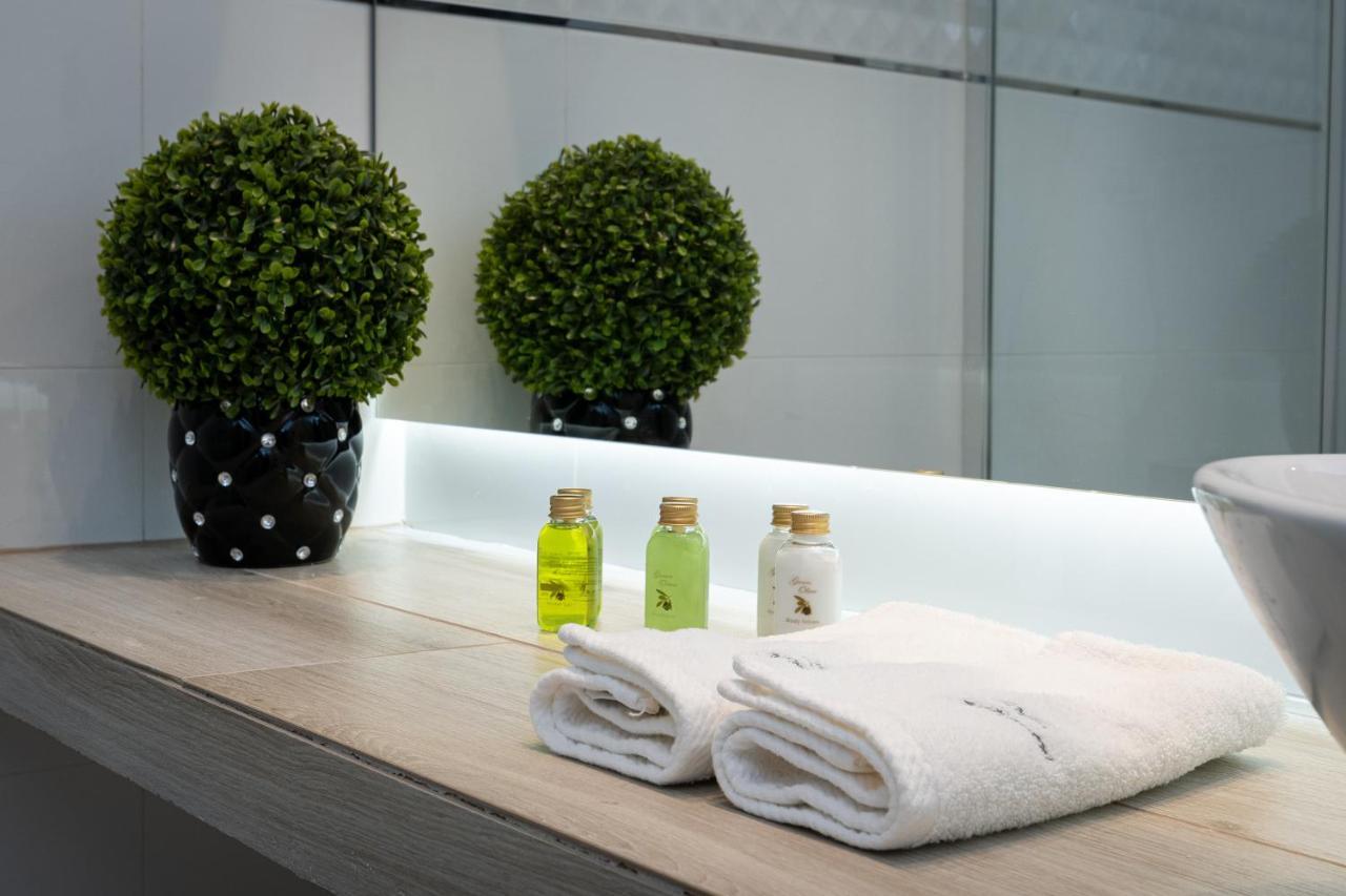 Angel Apartments 1 Krakow Ngoại thất bức ảnh
