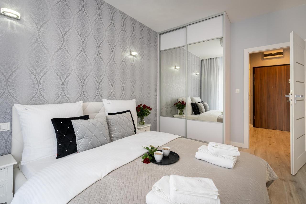 Angel Apartments 1 Krakow Ngoại thất bức ảnh